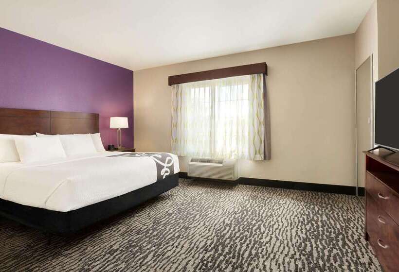 هتل La Quinta By Wyndham Fresno Northwest