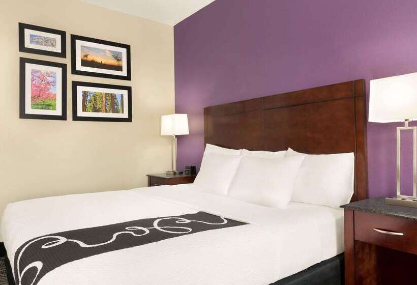 هتل La Quinta By Wyndham Fresno Northwest