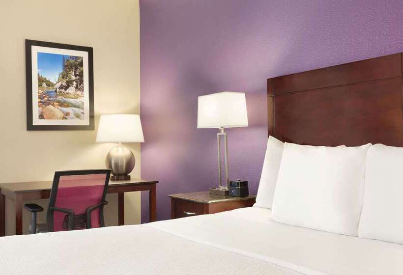 هتل La Quinta By Wyndham Fresno Northwest