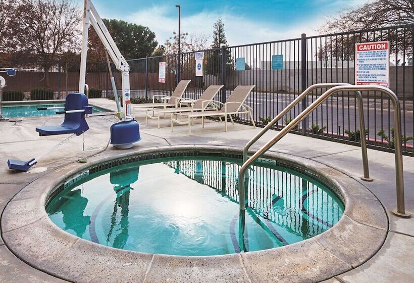 هتل La Quinta By Wyndham Fresno Northwest