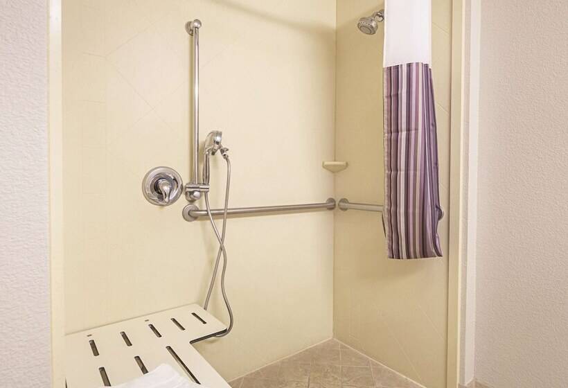 هتل La Quinta By Wyndham Fresno Northwest