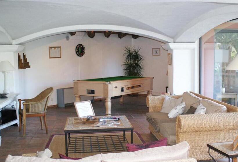 בית מלון כפרי Lagrange Vacances Portmarine