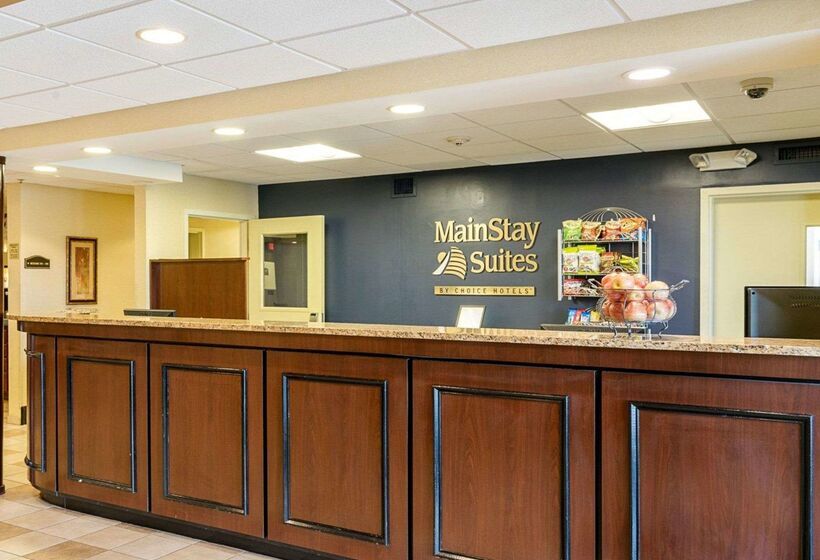هتل Mainstay Suites Dover