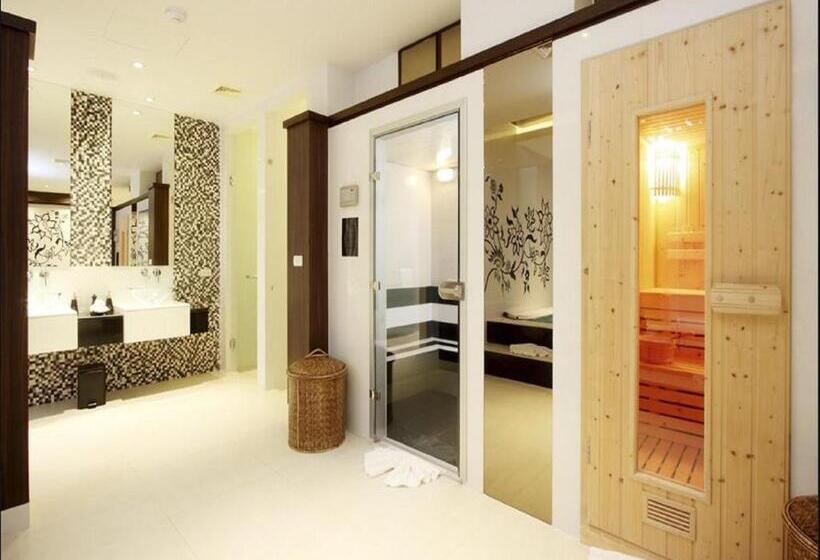 هتل Mövenpick Resort Bangtao Beach Phuket