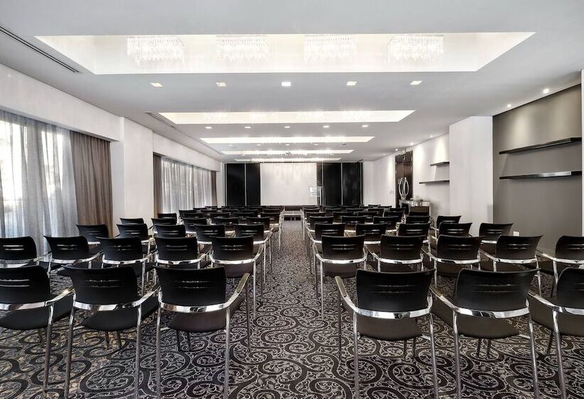 Protea Hotel Fire & Ice! By Marriott Johannesburg Melrose Arch