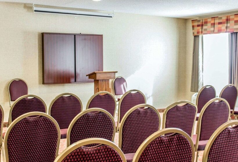 هتل Quality Inn Raleigh Downtown