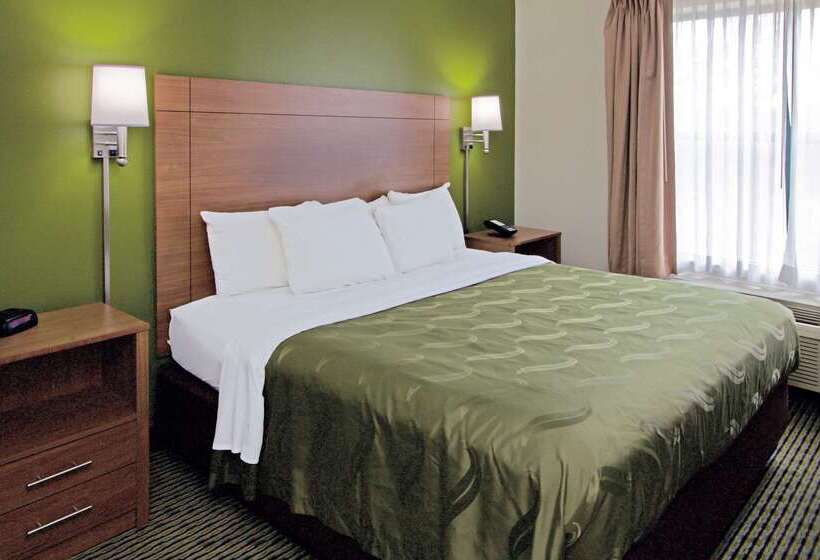 هتل Quality Suites Lake Wright  Norfolk Airport