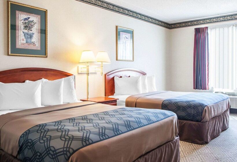 هتل Rodeway Inn & Suites Milwaukee Airport