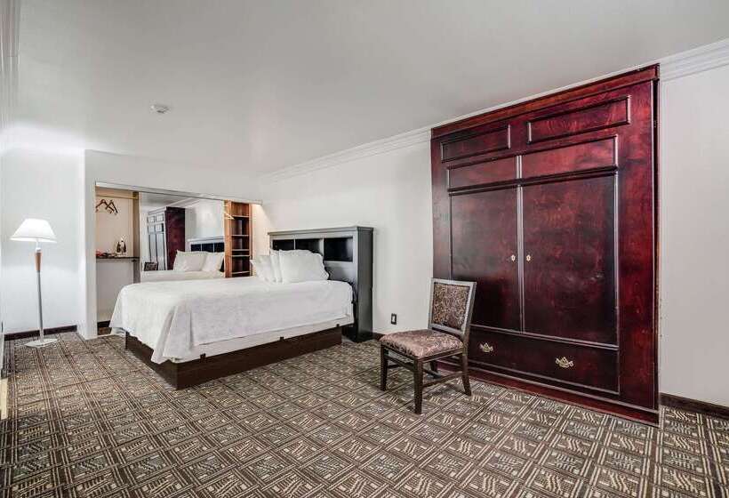 בית מלון כפרי Rodeway Inn Old Town Temecula