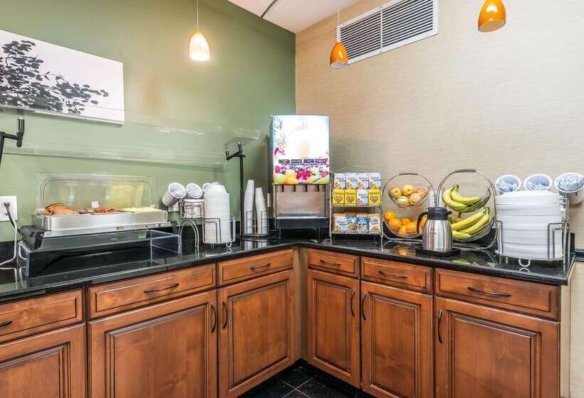فندق Sleep Inn & Suites University Shands