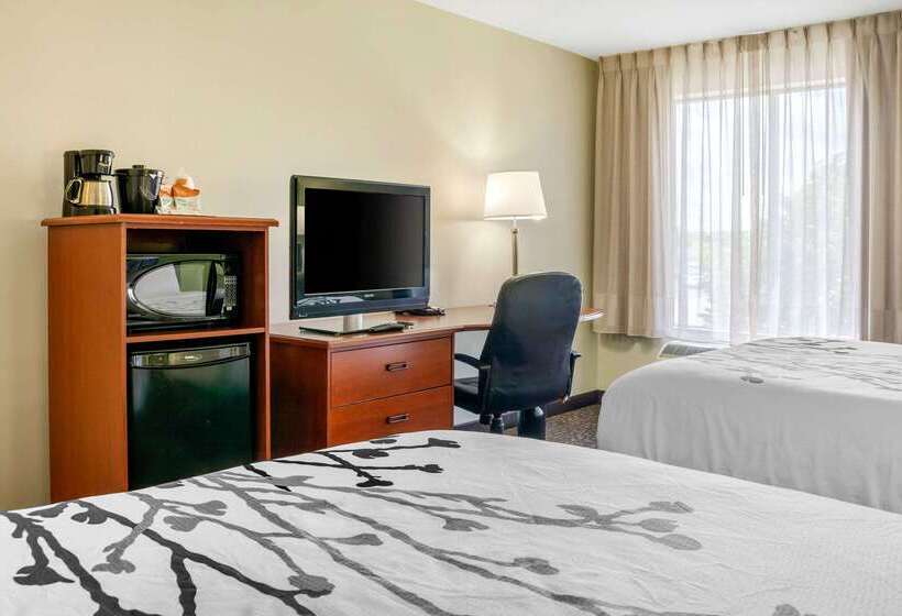 هتل Sleep Inn & Suites Airport