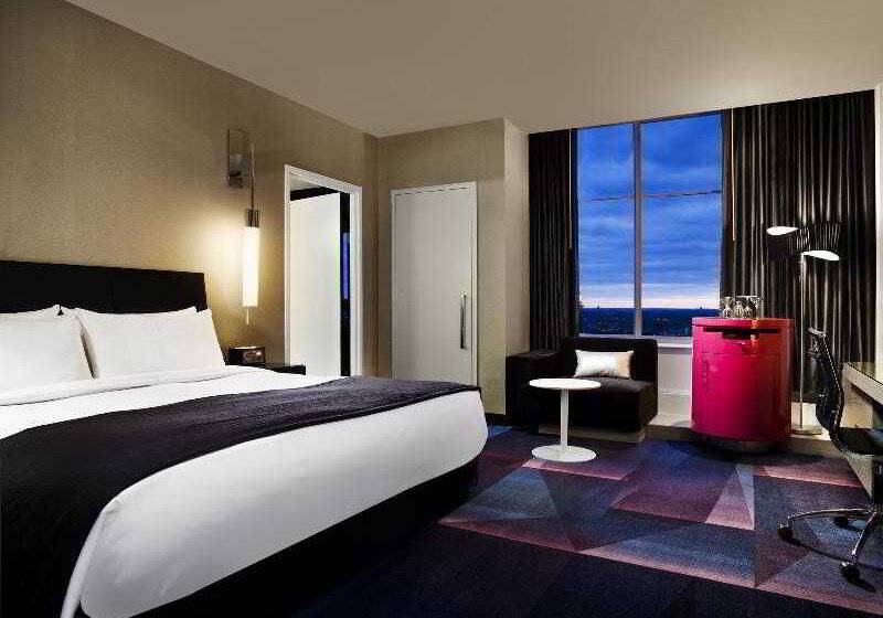 هتل W Minneapolis  The Foshay