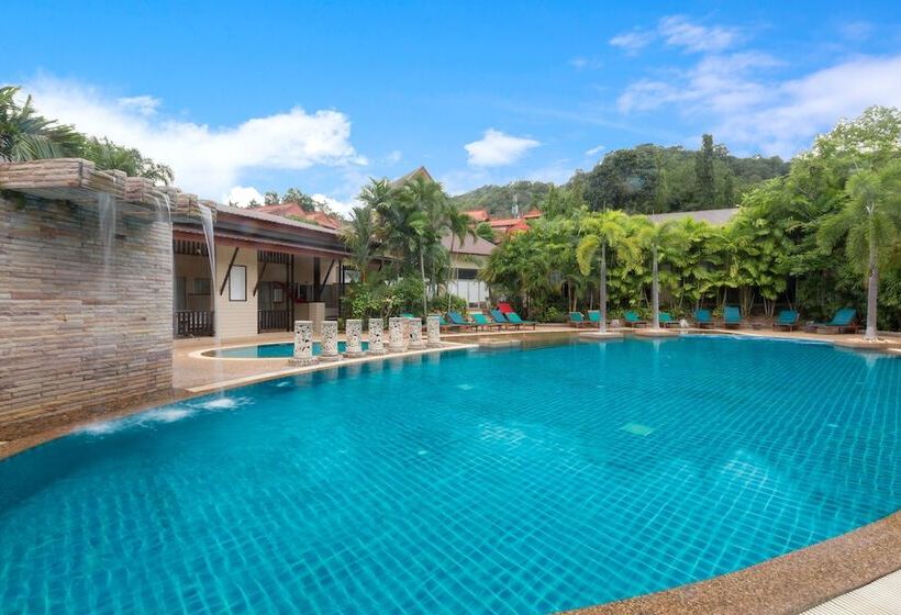 استراحتگاه Ao Nang Timber House