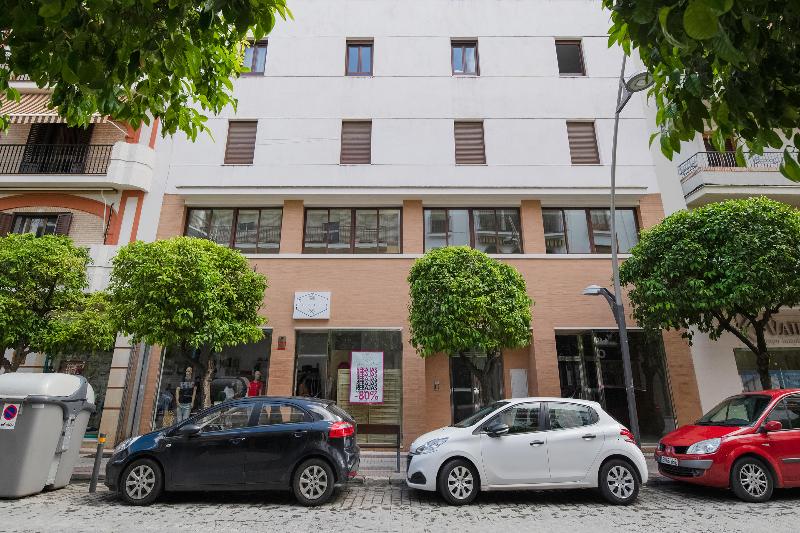 Отель Apartamentos Santiago