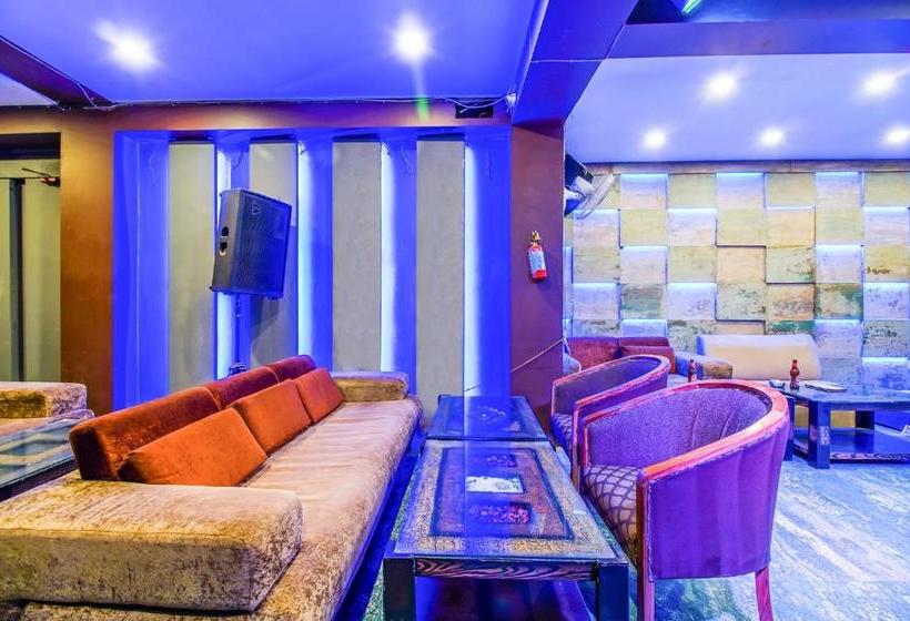 Fabhotel White Klove Paharganj