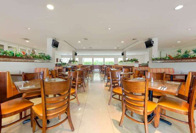 فندق Comfort Inn Monterrey Norte