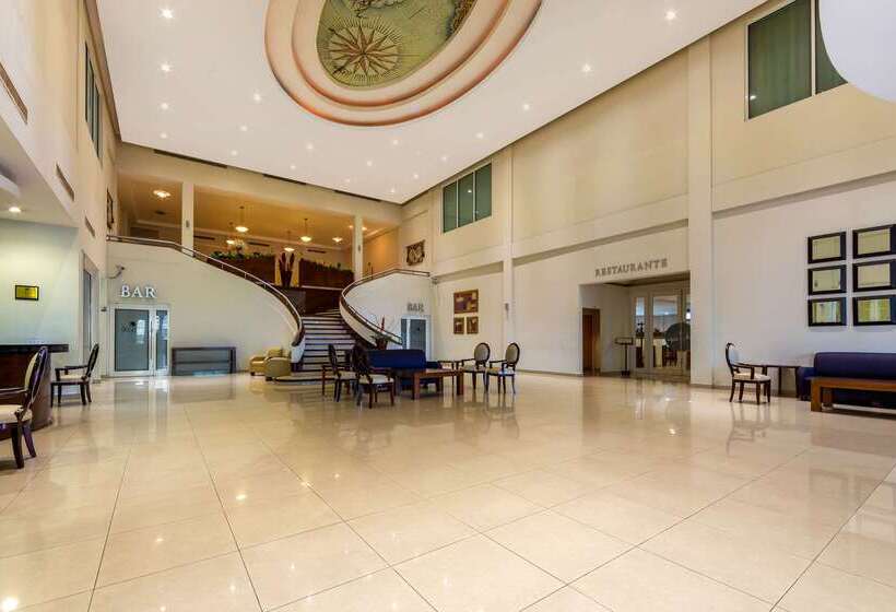 فندق Comfort Inn Monterrey Norte