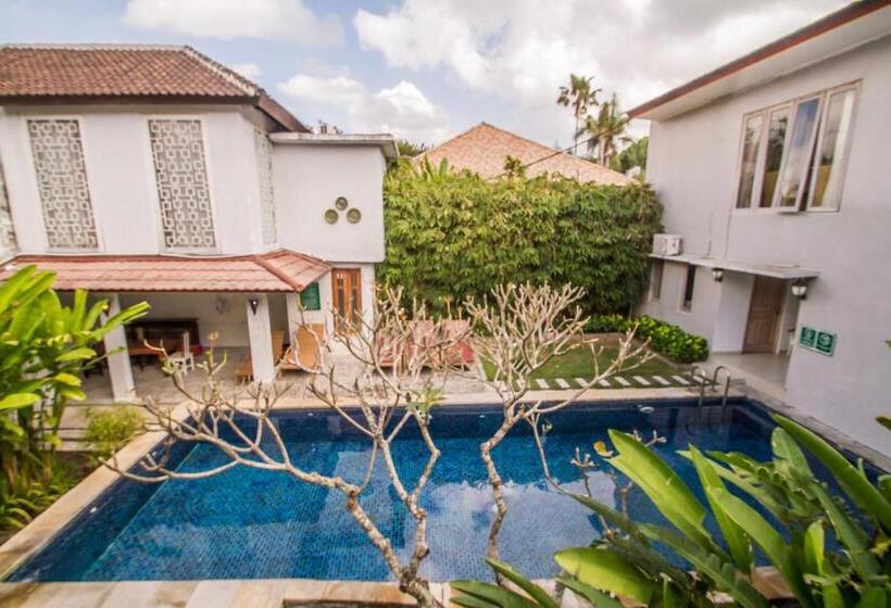 هتل Abian Biu Mansion