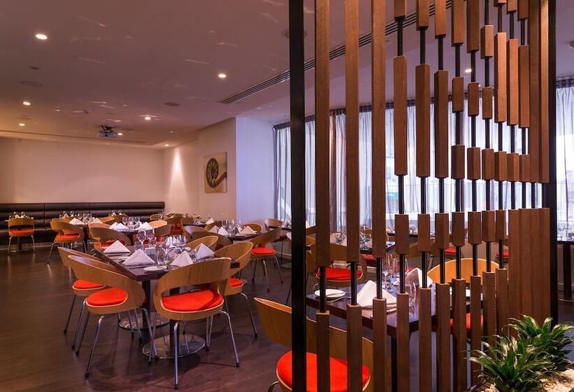 هتل Fable Christchurch