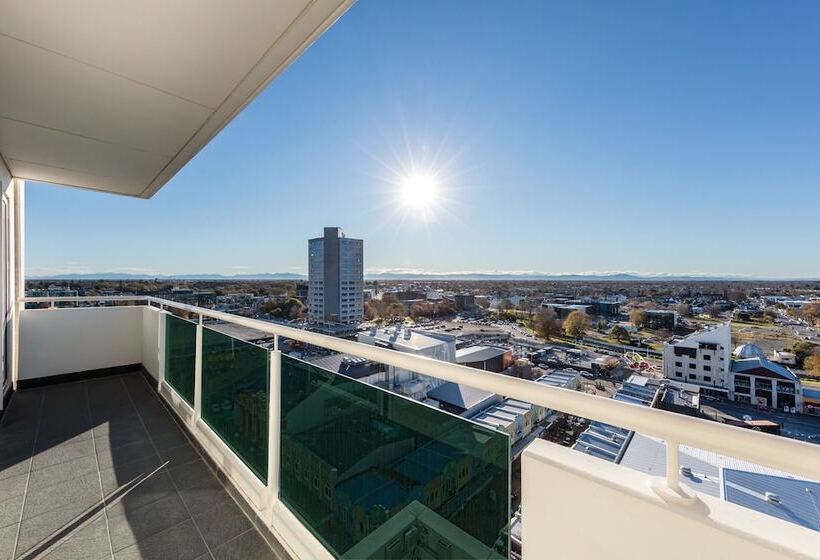 هتل Fable Christchurch