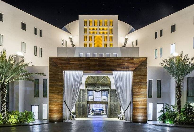 هتل Cabo Azul, A Hilton Vacation Club