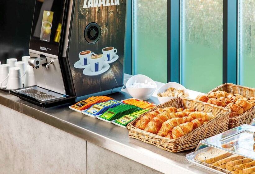 فندق Travelodge Heathrow Terminal 5