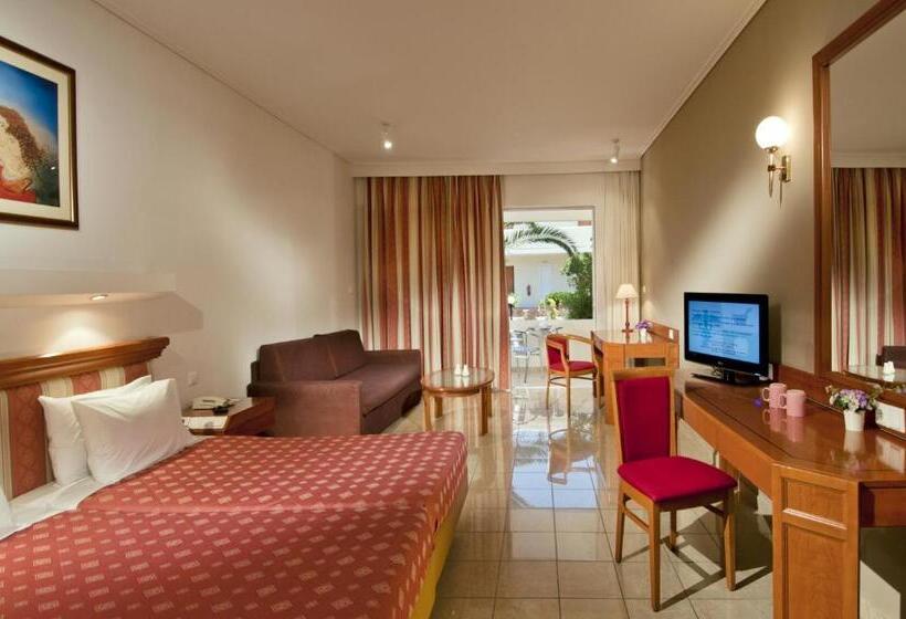 هتل Kipriotis Village Resort