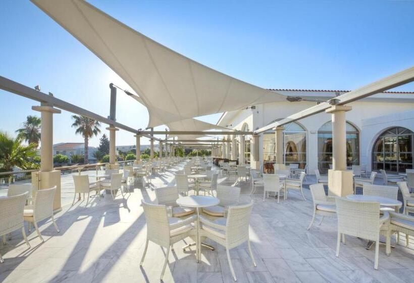 هتل Kipriotis Village Resort