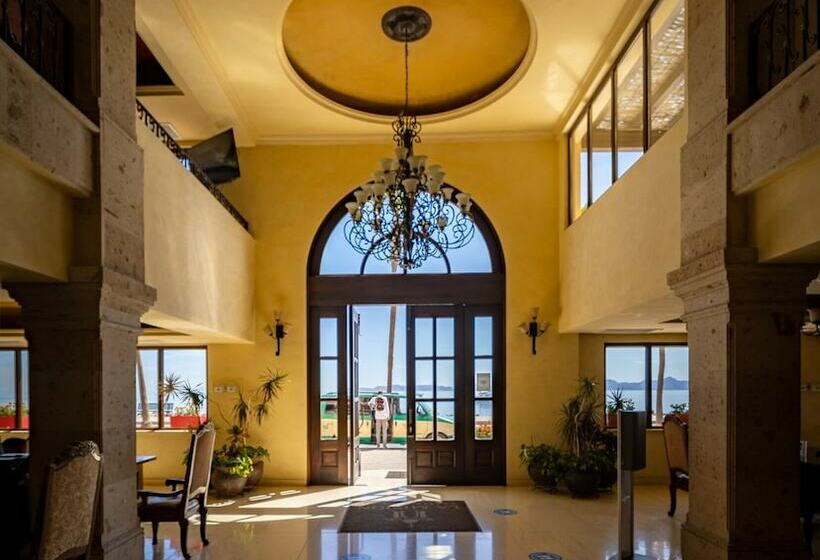 هتل La Mision Loreto