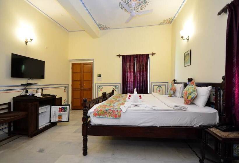 فندق Mahal  Khandela