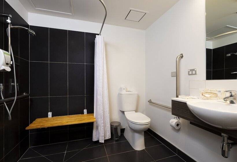 هتل Nesuto Stadium