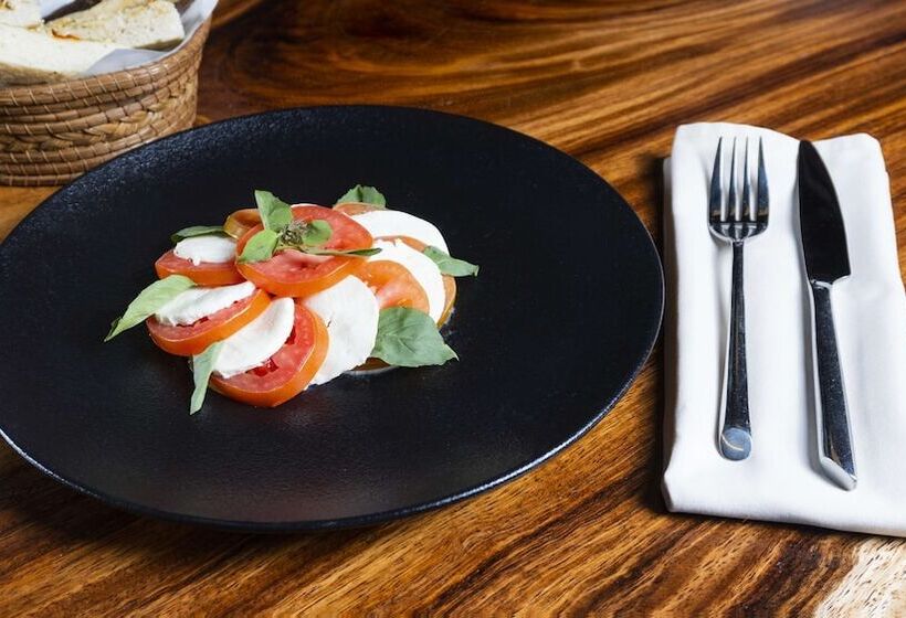 ホテル NH Collection México City Airport T2