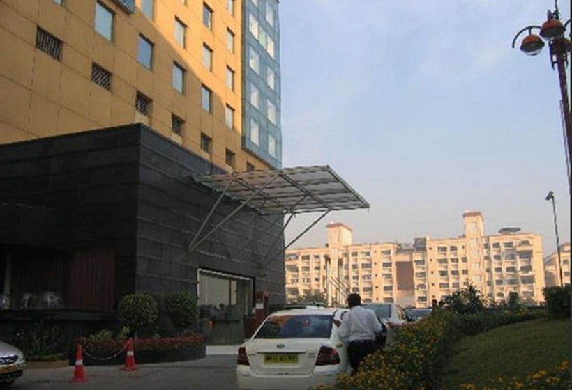 Отель Royal Orchid Central Pune