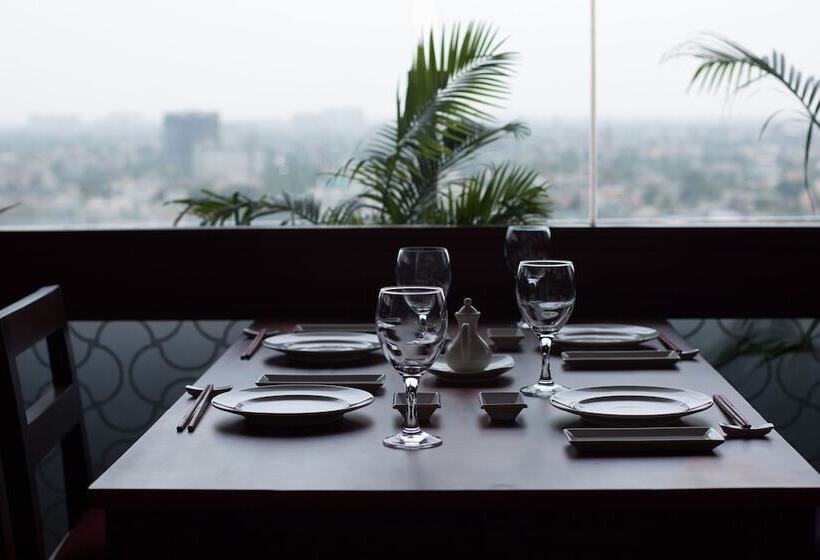 هتل The Accord Metropolitan