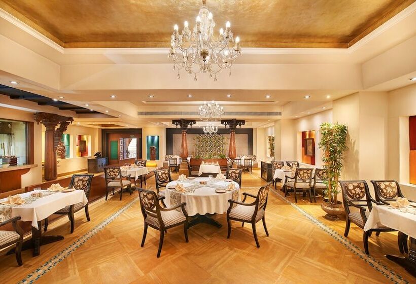 هتل The Accord Metropolitan