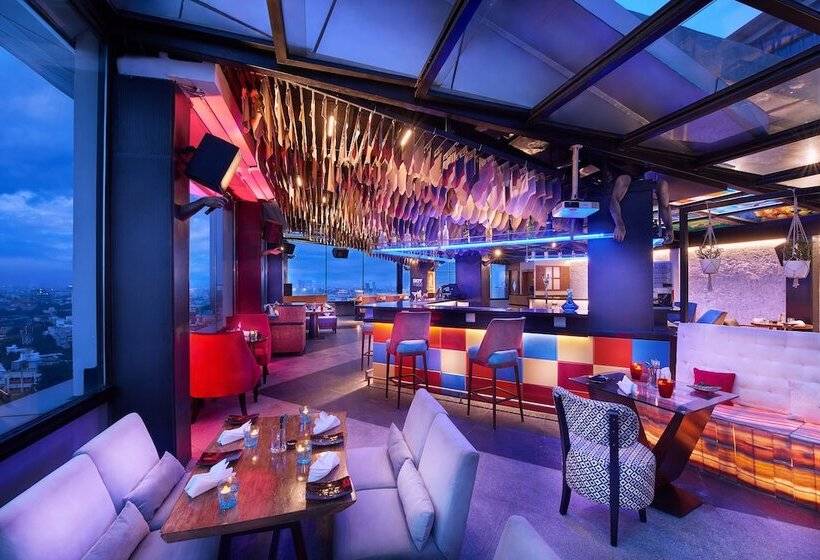 هتل The Accord Metropolitan