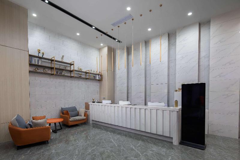 Отель Days Inn By Wyndham Guiyang Nanming