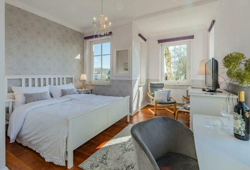 בית מלון כפרי Villa Wahnfried Thiessow