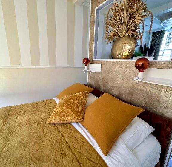 צימר The Enlightened House Luxury Suites