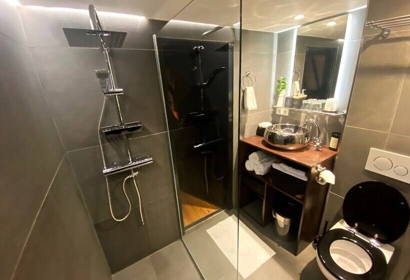 צימר The Enlightened House Luxury Suites