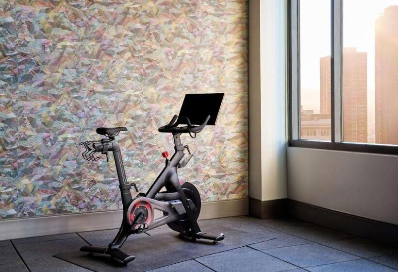 هتل Hyatt Centric Downtown Denver