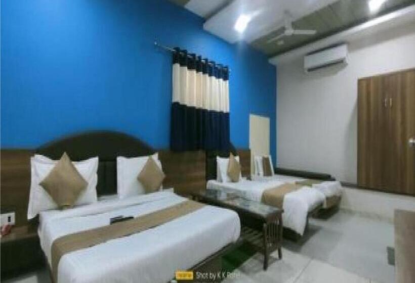 فندق Shiv Inn Vadodara