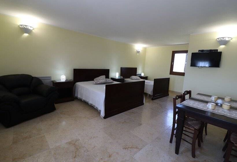 پانسیون B B With Swimming Pool Tenuta Agrumi Del Salento Triple Deluxe Citrus Attic