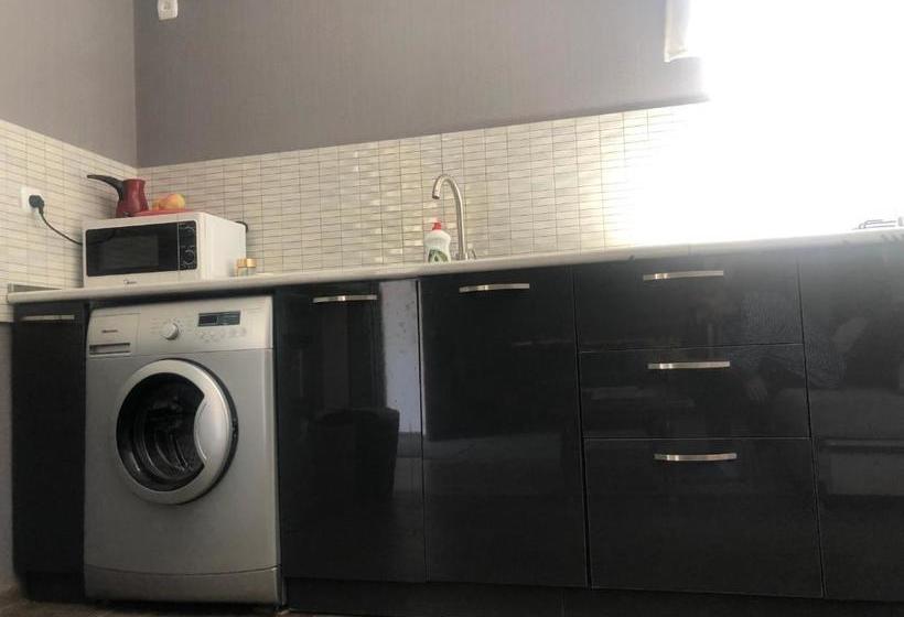 پانسیون Guest House Chavchavadze N23