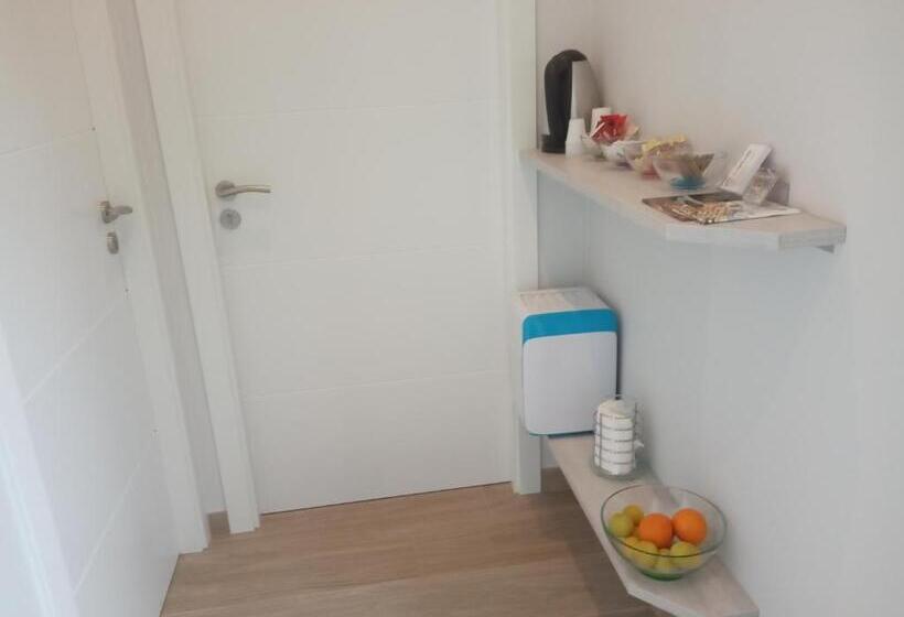 پانسیون Guest House Clarevar