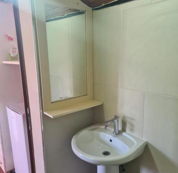 پانسیون Guest House Ilir