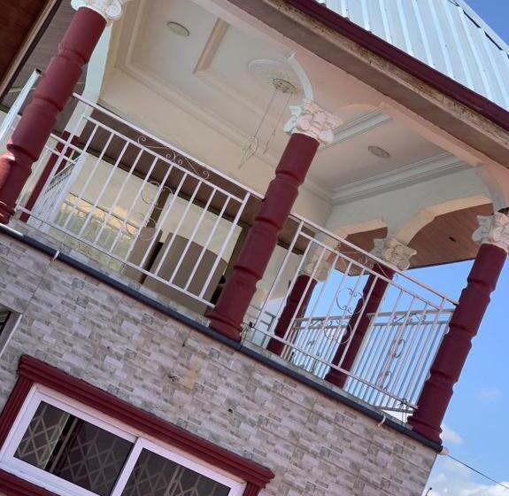 פנסיון Maxjen Haven Guest House