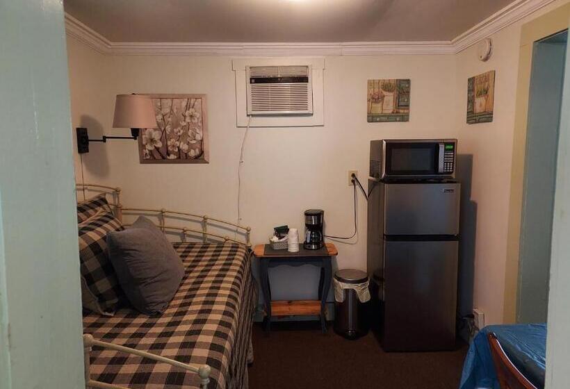 Serenity Motel