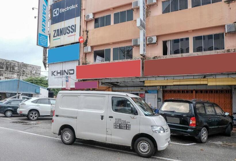 فندق Oyo 90167  Tiara