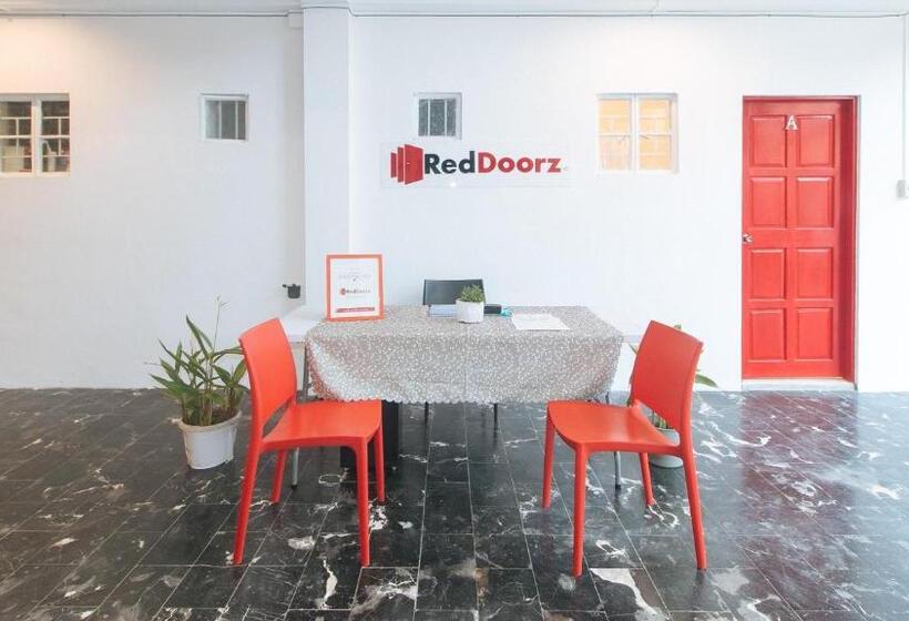 酒店 Reddoorz At V Cloud Hills Near De La Salle Dasmarinas Cavite
